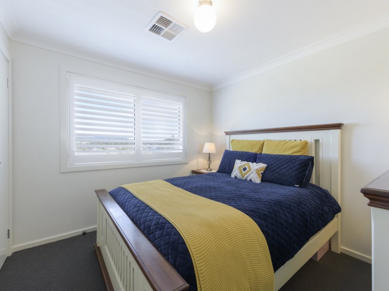 79 Araminta Chase, Cameron Park NSW 2285