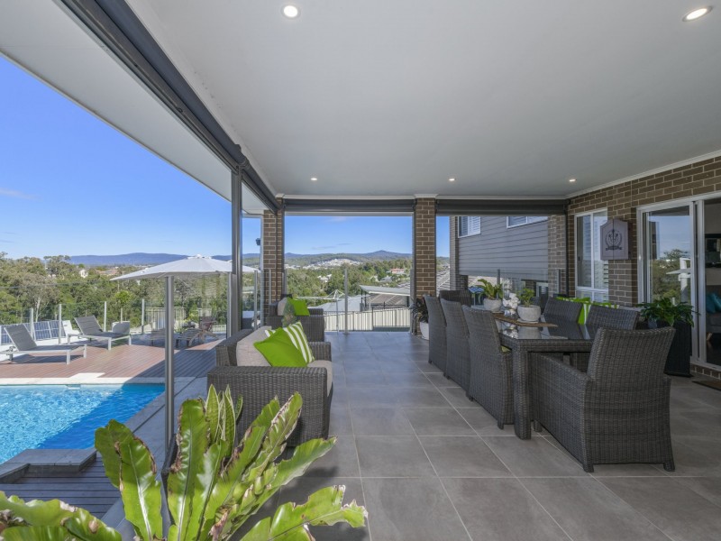 79 Araminta Chase, Cameron Park NSW 2285