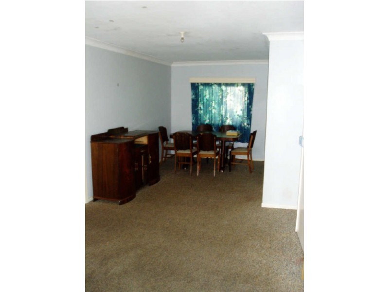 39 CLEARY STREET, Hamilton NSW 2303