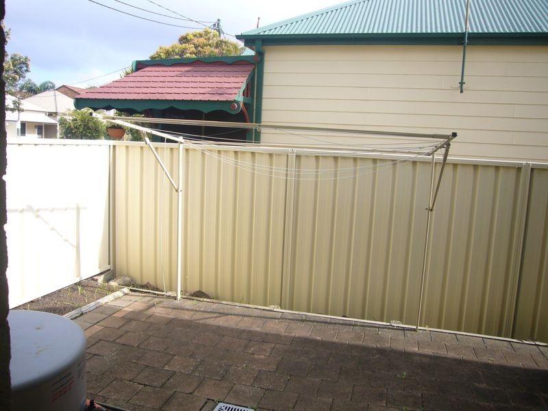 1/2 Eva Street, Hamilton NSW 2303