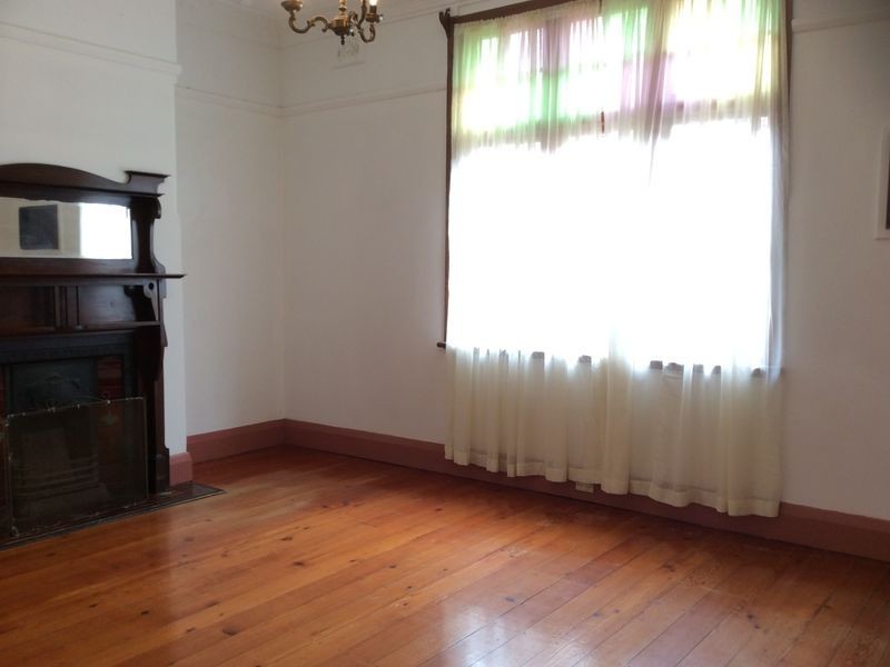 76 Dawson St, Cooks Hill NSW 2300