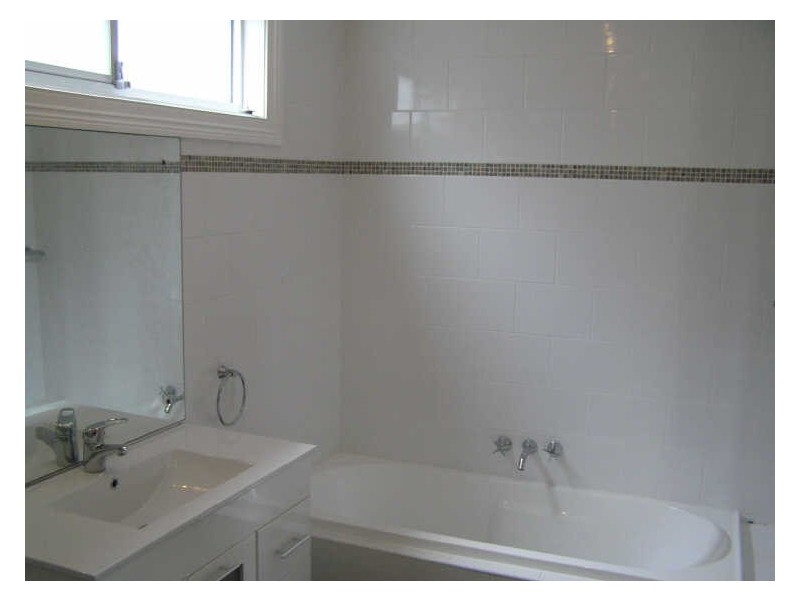 18 Oliver Street, Hamilton NSW 2303