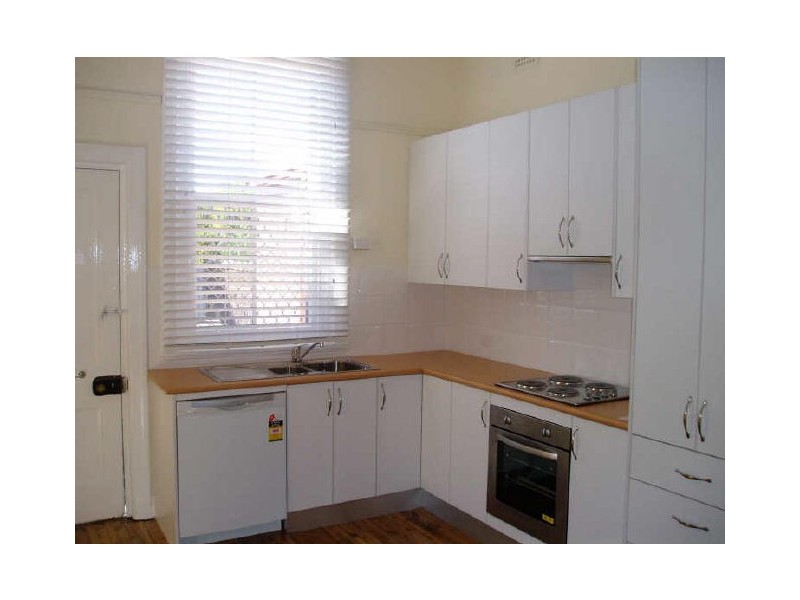 5 WEBSTER STREET, Hamilton NSW 2303