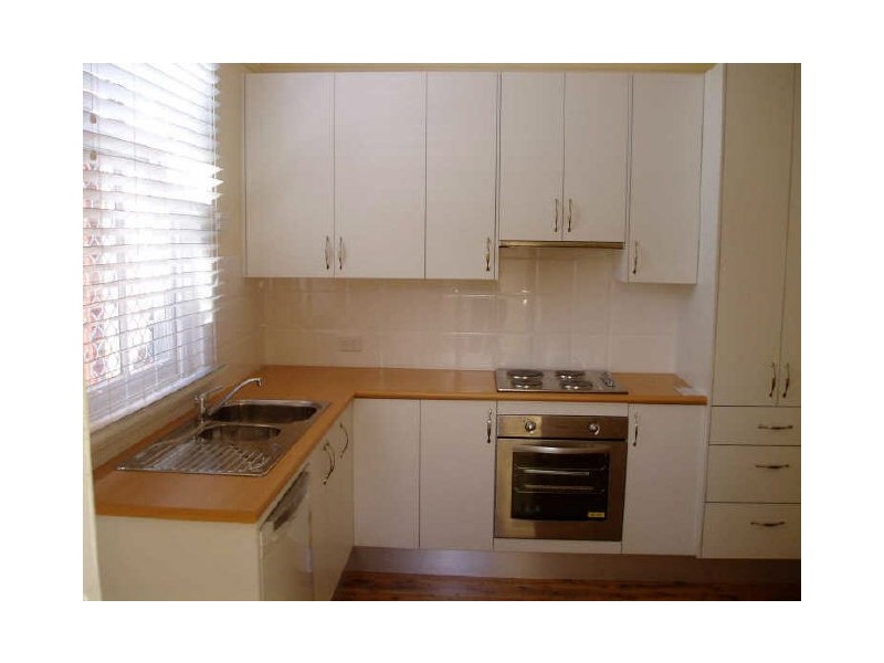 5 WEBSTER STREET, Hamilton NSW 2303