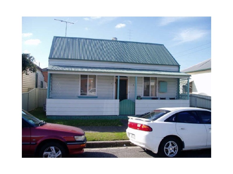 6 YOUNG ROAD, Broadmeadow NSW 2292