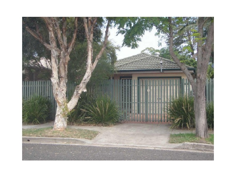 12 COAL STREET, Islington NSW 2296
