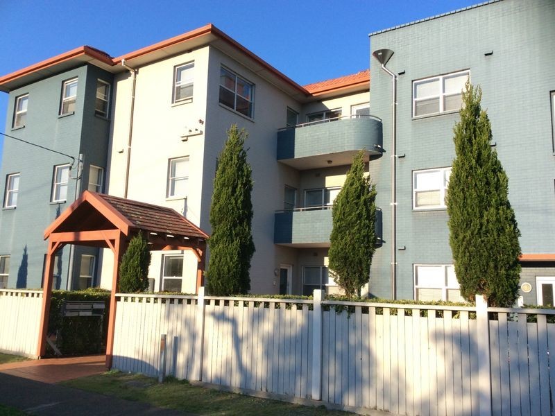 1/129 Lawson Street, Hamilton NSW 2303