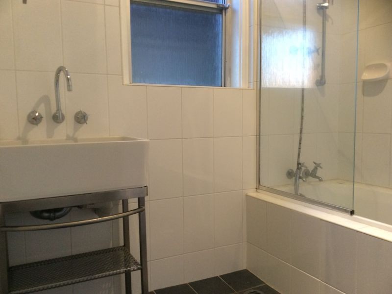 1/129 Lawson Street, Hamilton NSW 2303