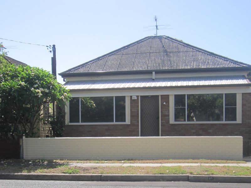 31 Emerald Street, Hamilton North NSW 2292