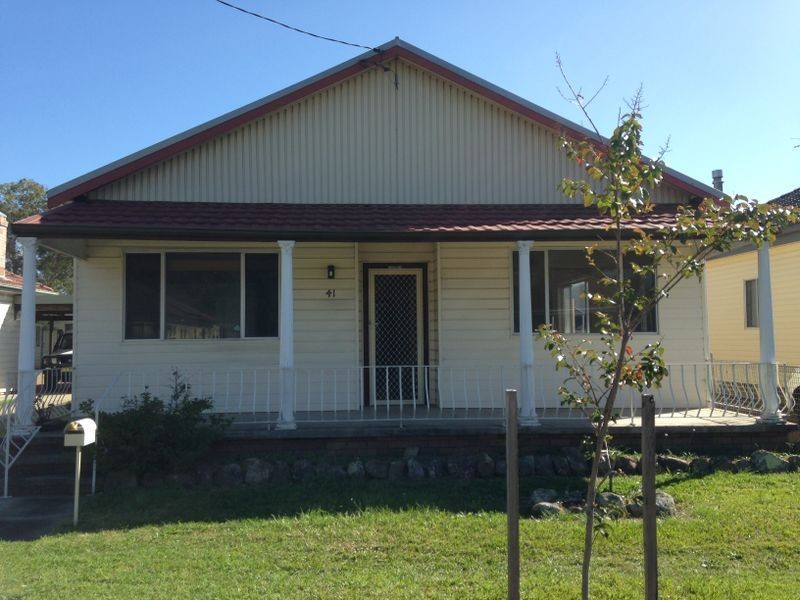 41 Brett Street, Georgetown NSW 2298