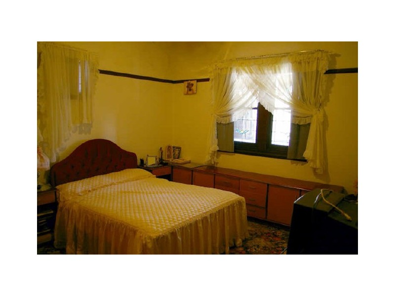 2 Belford Street, Broadmeadow NSW 2292