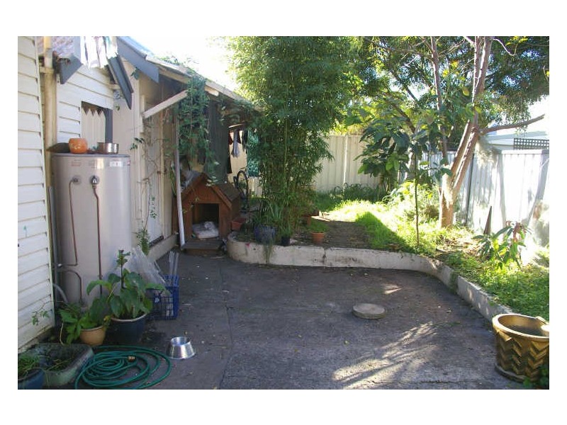 14 Reay Street, Hamilton NSW 2303