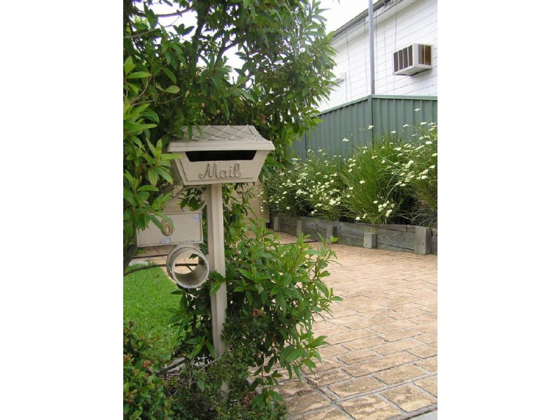 6 Fletcher Street, Georgetown NSW 2298