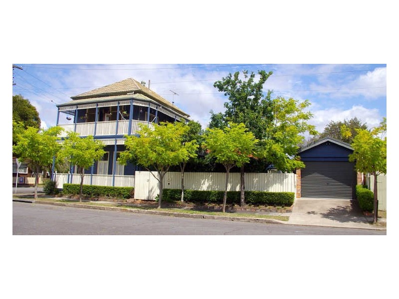 2 Blackall Street, Hamilton NSW 2303