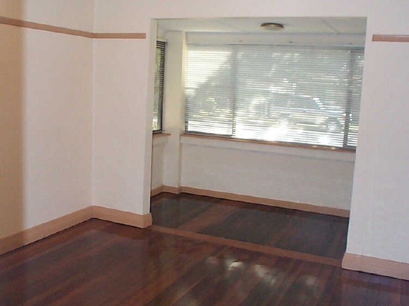 15 Braye Street, Mayfield NSW 2304