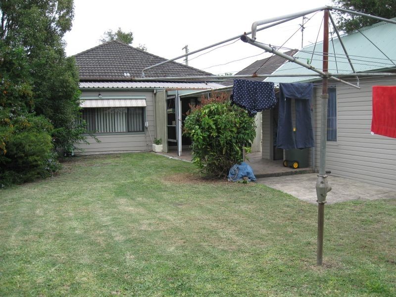 Mayfield NSW 2304