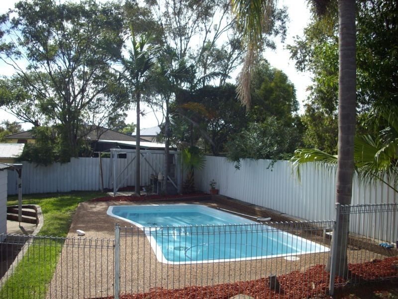 8 Tanunda Close, Holmesville NSW 2286