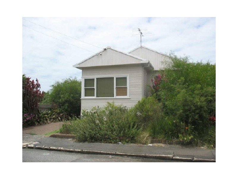 1 Torpey Place, Hamilton NSW 2303