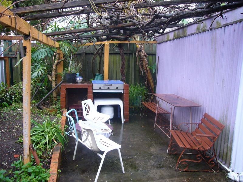 32 Lawson Street, Hamilton NSW 2303