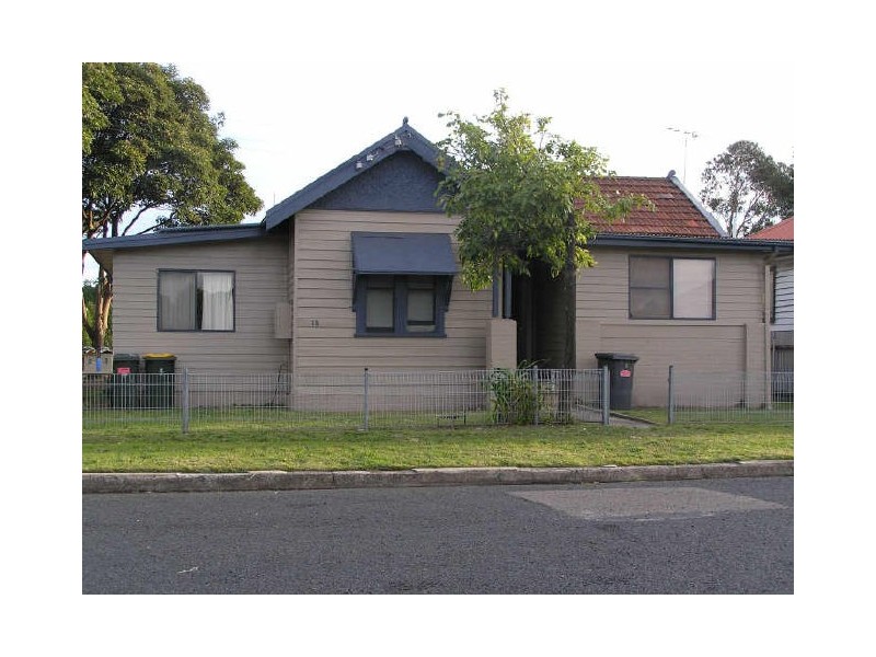 1/18 Wyvern Street, Mayfield NSW 2304