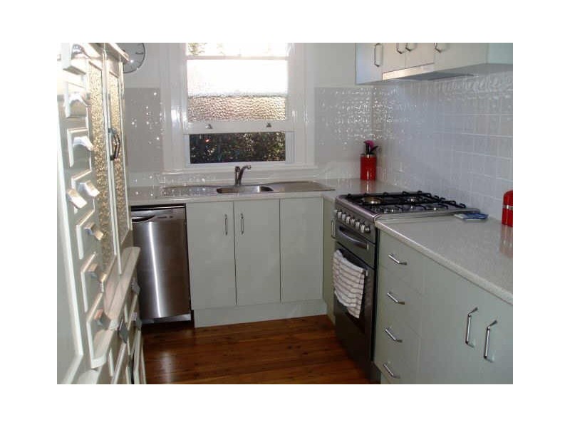 9 Phillips Street, Hamilton North NSW 2292