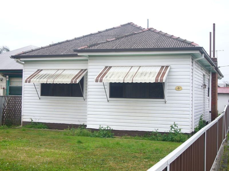 5 Railway Terrace, Mayfield NSW 2304