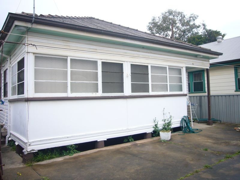 5 Railway Terrace, Mayfield NSW 2304