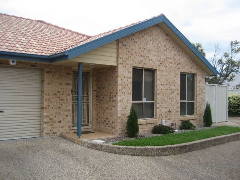 4/36 Silsoe Street, Mayfield NSW 2304