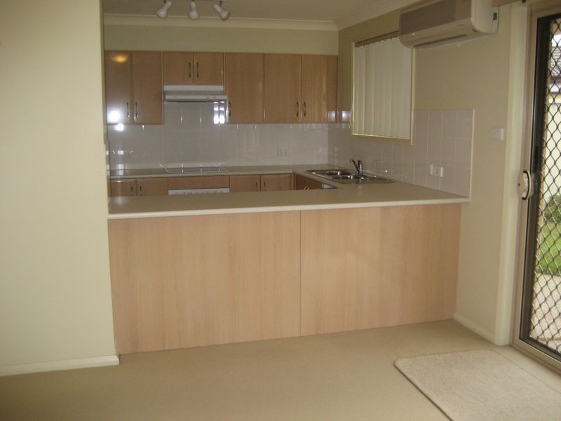 4/36 Silsoe Street, Mayfield NSW 2304