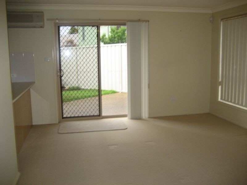 4/36 Silsoe Street, Mayfield NSW 2304