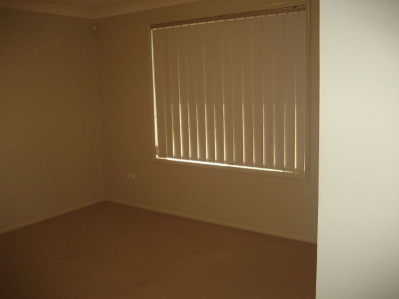 4/36 Silsoe Street, Mayfield NSW 2304