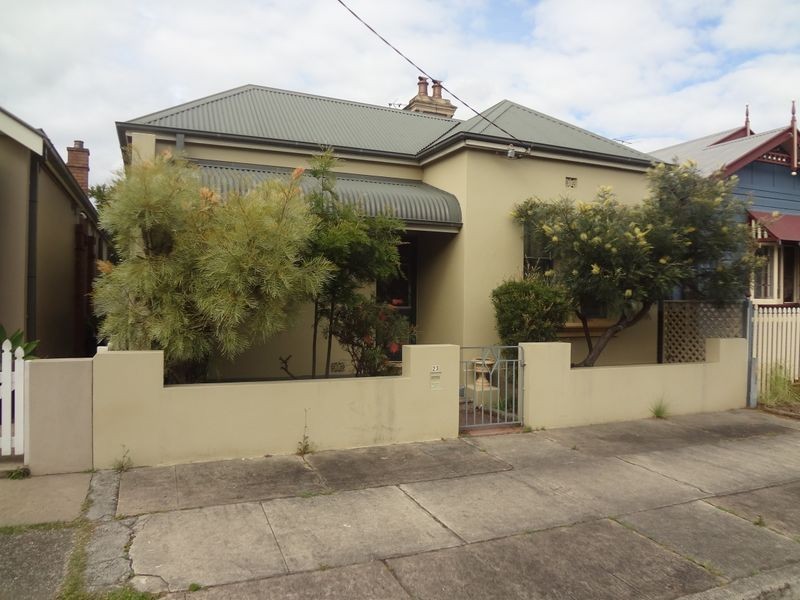 23 James Street, Hamilton NSW 2303