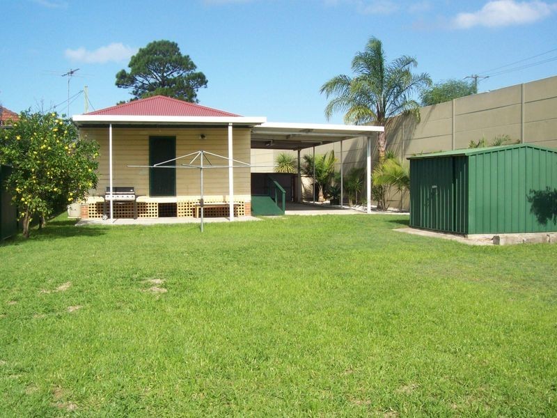 Mayfield NSW 2304