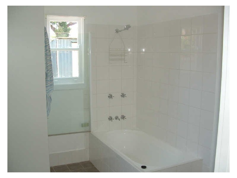 10 Glossop St, New Lambton NSW 2305