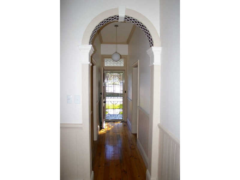 51 Donald Street, Hamilton NSW 2303