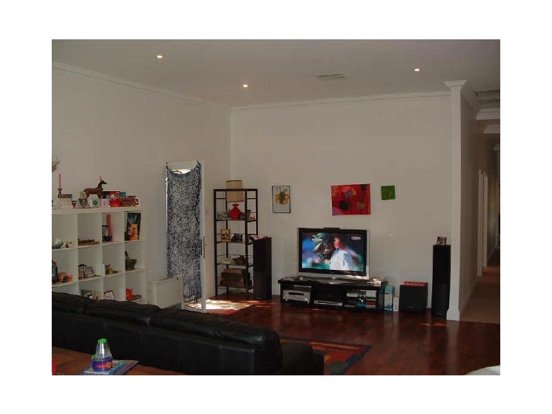 33 Fourth Street, Adamstown NSW 2289