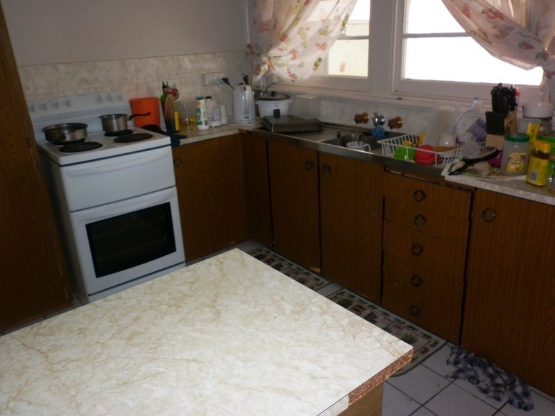 8 Marsden Street, Shortland NSW 2307