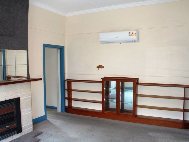 24 Gulliver Street, Hamilton NSW 2303