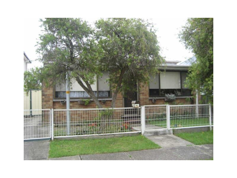46 Gosford Road, Broadmeadow NSW 2292