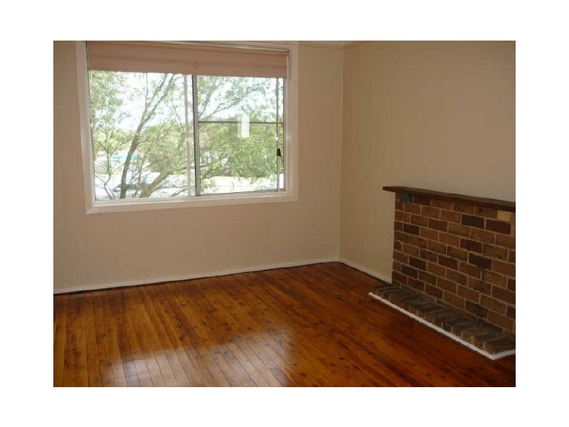 306 Lake Road, Glendale NSW 2285