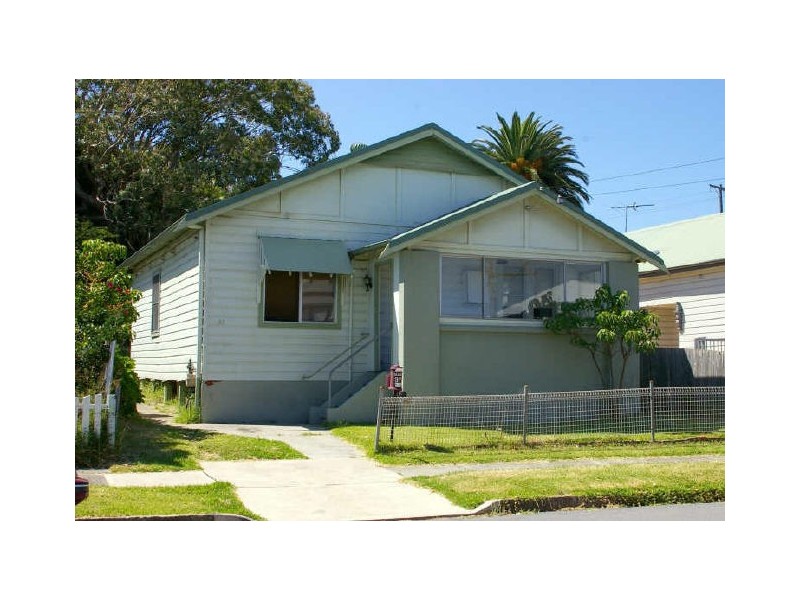 37 Brooks Street, Cooks Hill NSW 2300