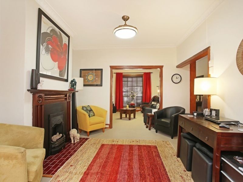 35 Queen Street, Cooks Hill NSW 2300