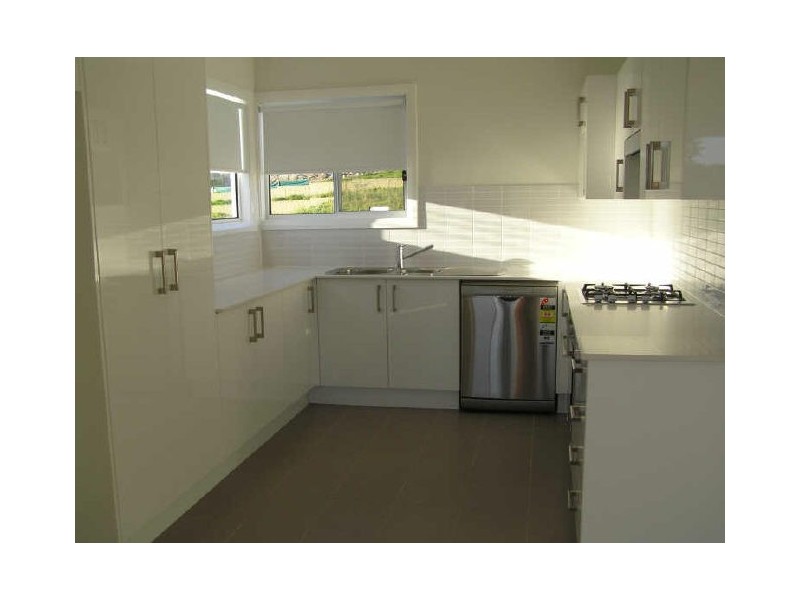 6/4 Crawford Lane, Mount Hutton NSW 2290