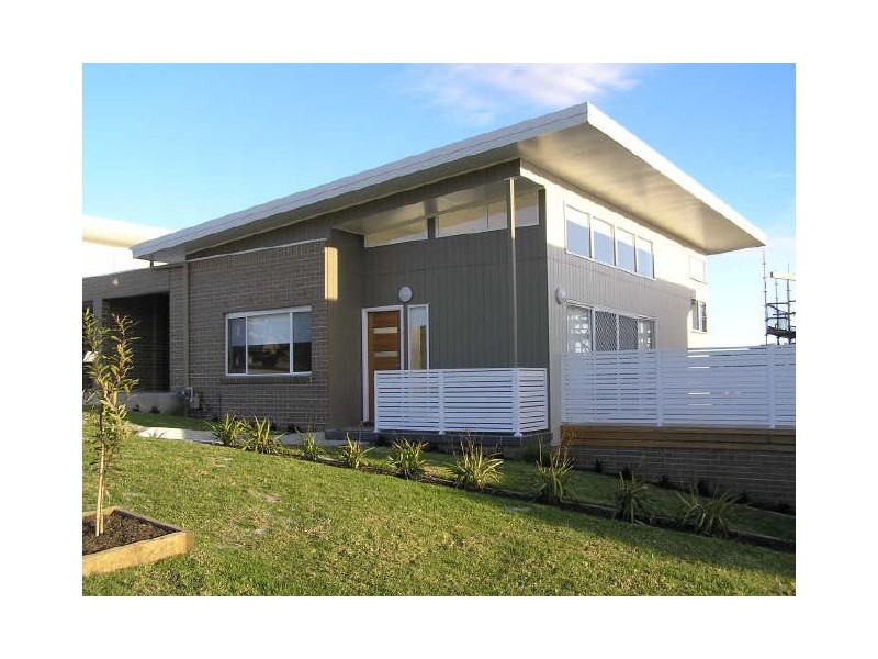 8/5 Crawford Lane, Mount Hutton NSW 2290