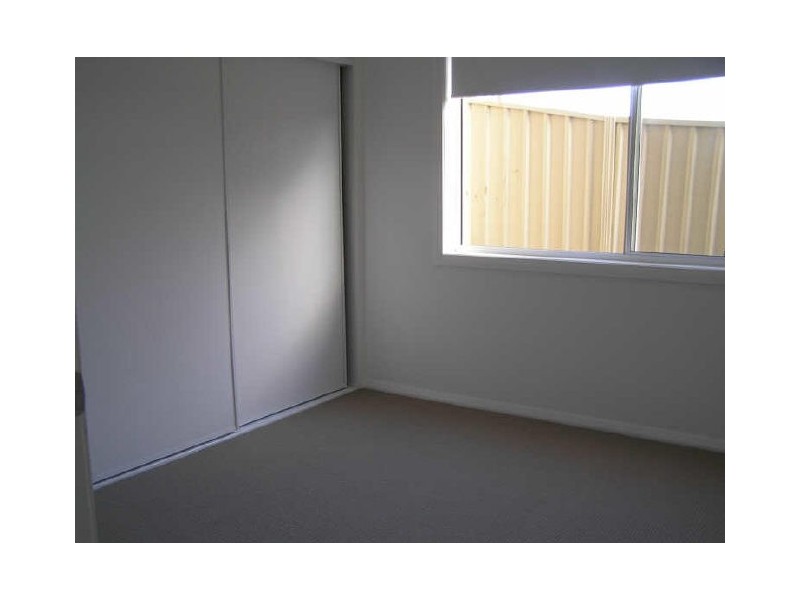 8/5 Crawford Lane, Mount Hutton NSW 2290