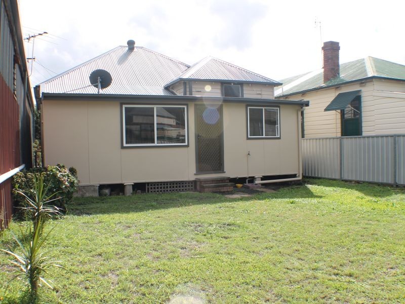 6 Darvall Street, Carrington NSW 2294