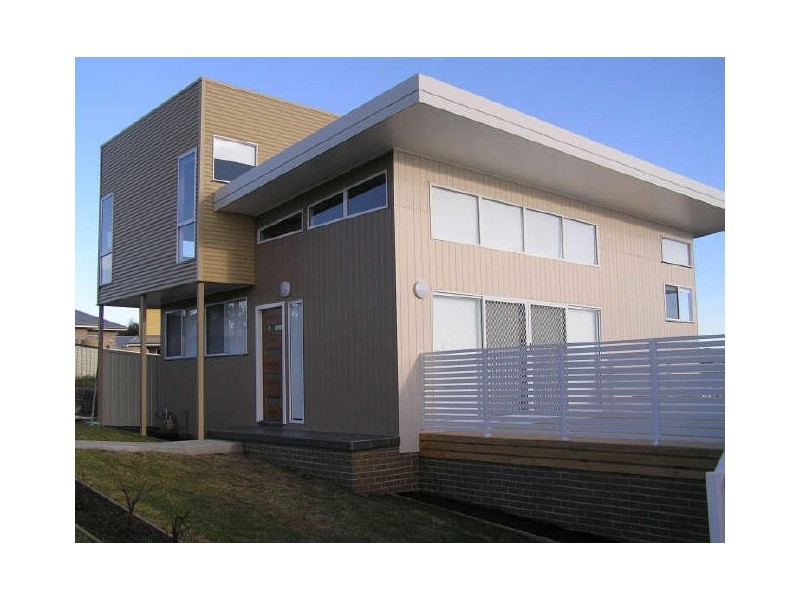 9/4 Crawford Lane, Mount Hutton NSW 2290