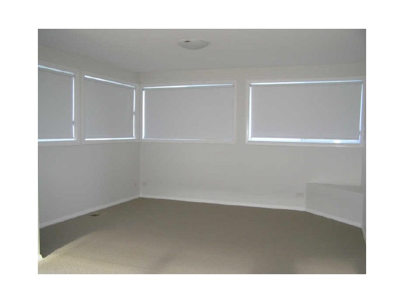 9/4 Crawford Lane, Mount Hutton NSW 2290