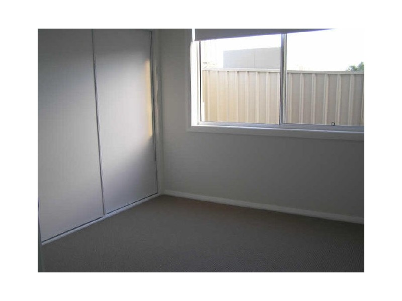 9/4 Crawford Lane, Mount Hutton NSW 2290