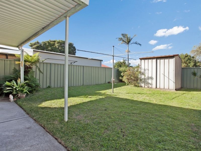25 Holt Street, Mayfield East NSW 2304